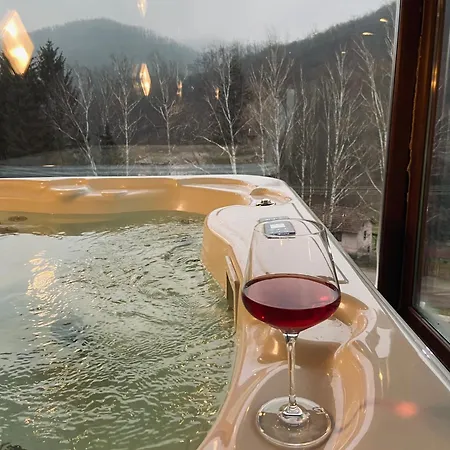 Magarece Mleko Eko Farma Sisevac Wellness&spa アパート