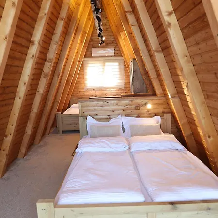 Magarece Mleko Eko Farma Sisevac Wellness&spa * パラチン